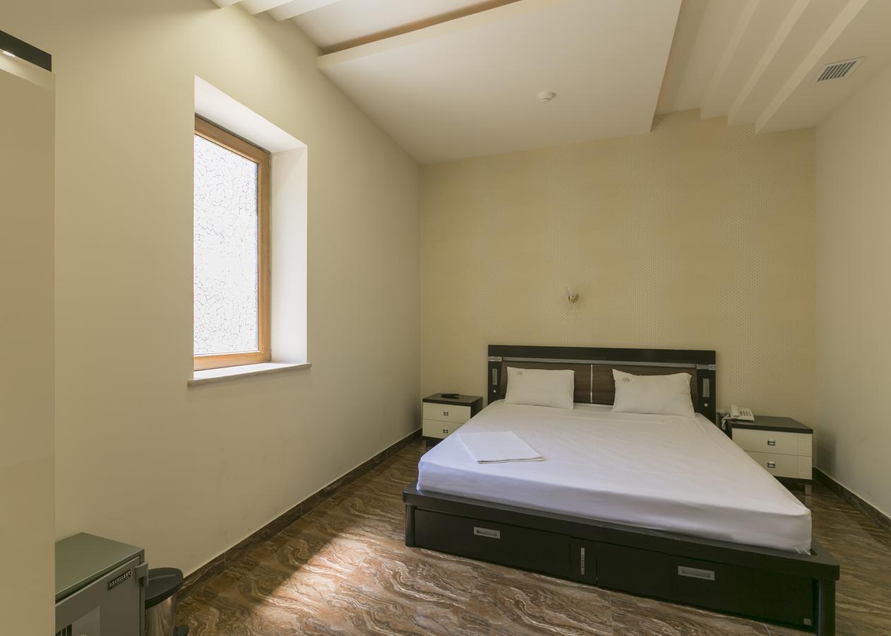 Best Hotel Yerevan Exterior photo